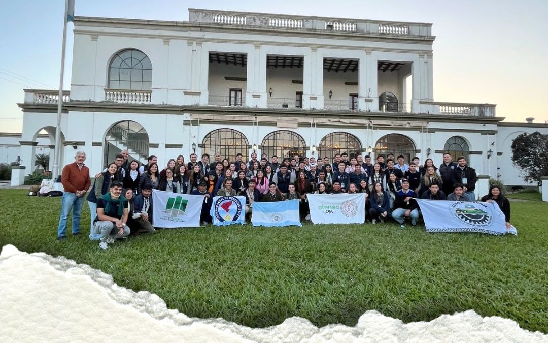 La Sociedad Rural de Tucumán fue sede del Encuentro de Ateneos del Norte Grande: más de 100 jóvenes rurales se capacitaron en promoción del agro.